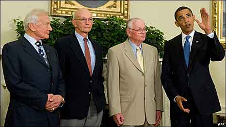 Экипаж «Аполлона-11» на приеме у презилента США Барака Обамы 20 июля 2009 года