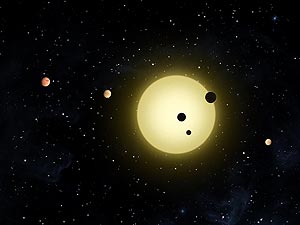 звезда Кеплер-11 и 6 ее планет в представлении художника